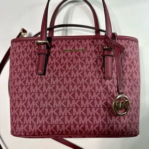 Michael Kors Jet Set Travel Extra-small Logo Top-zip Tote  - Mulberry Multi